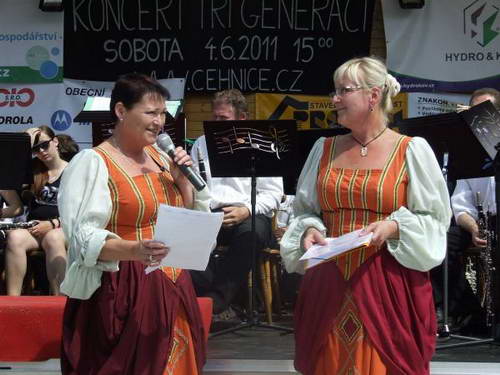 Foto - Jak muzikanti z Cehnic a Dunovic k cirkusu jezdili....