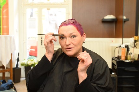 Valérie Zawadská si upravila i obočí